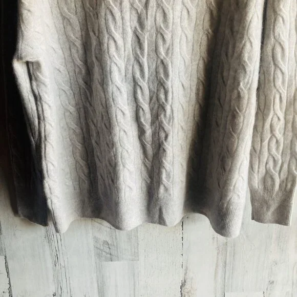 NWOT C by Bloomingdale's 100% Cashmere Grandpa Cardigan M Cable Knit Gray - Picture 11 of 12